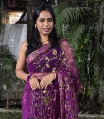 Buddhist Journalism Professional Bride