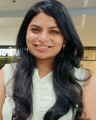 Buddhist MBA Professional Bride